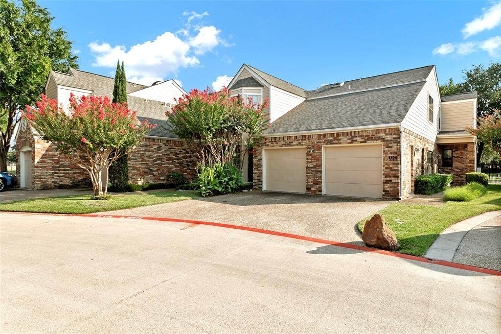 203 Cimarron Trail - Photo 1