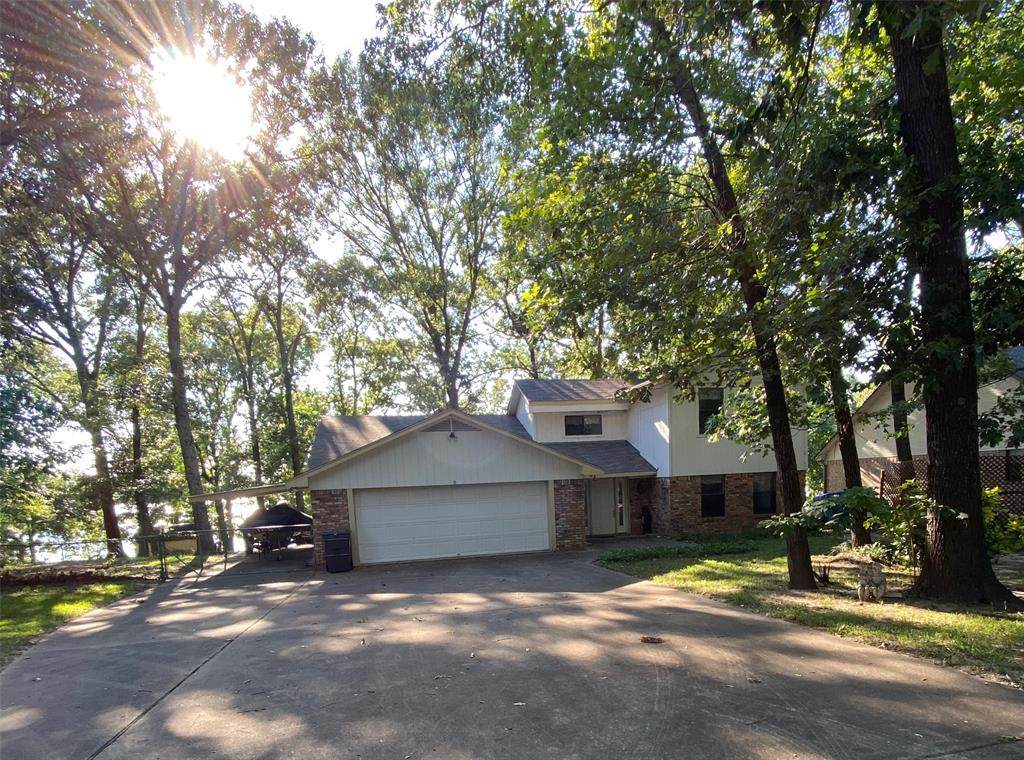 332 County Road 1297 - Photo 1