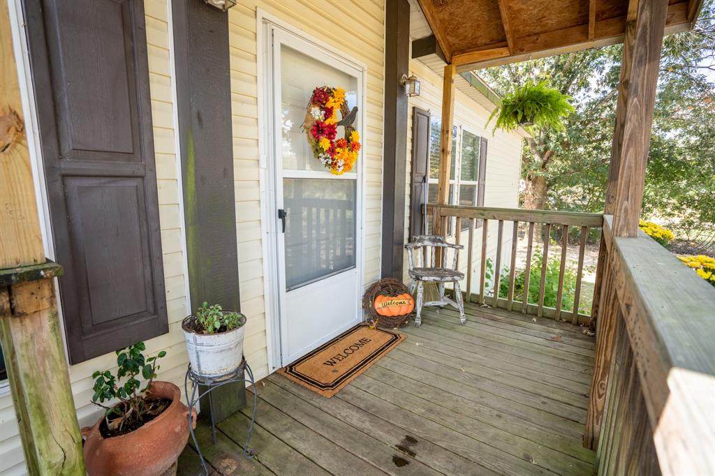1100 County Road 3531 - Photo 1