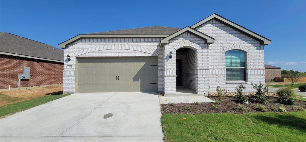 201 Lakeridge - Photo 1