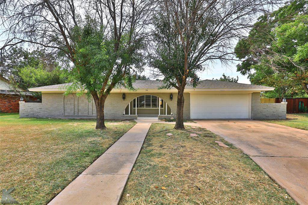 55 Cobblestone Lane - Photo 1