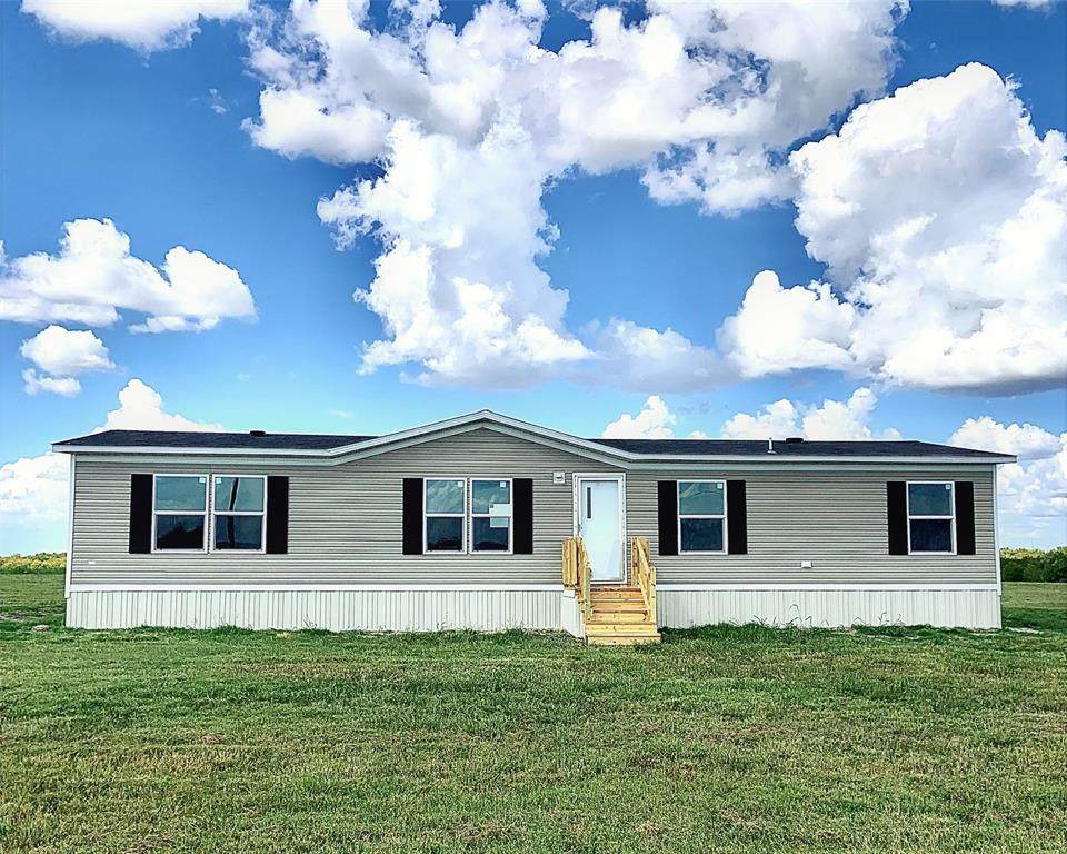 5358 County Road 1091 - Photo 1