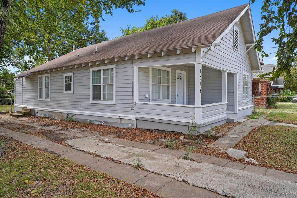 1018 Chaffin Street - Photo 1