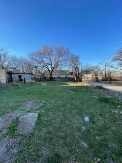 1515 Peach Street - Photo 1