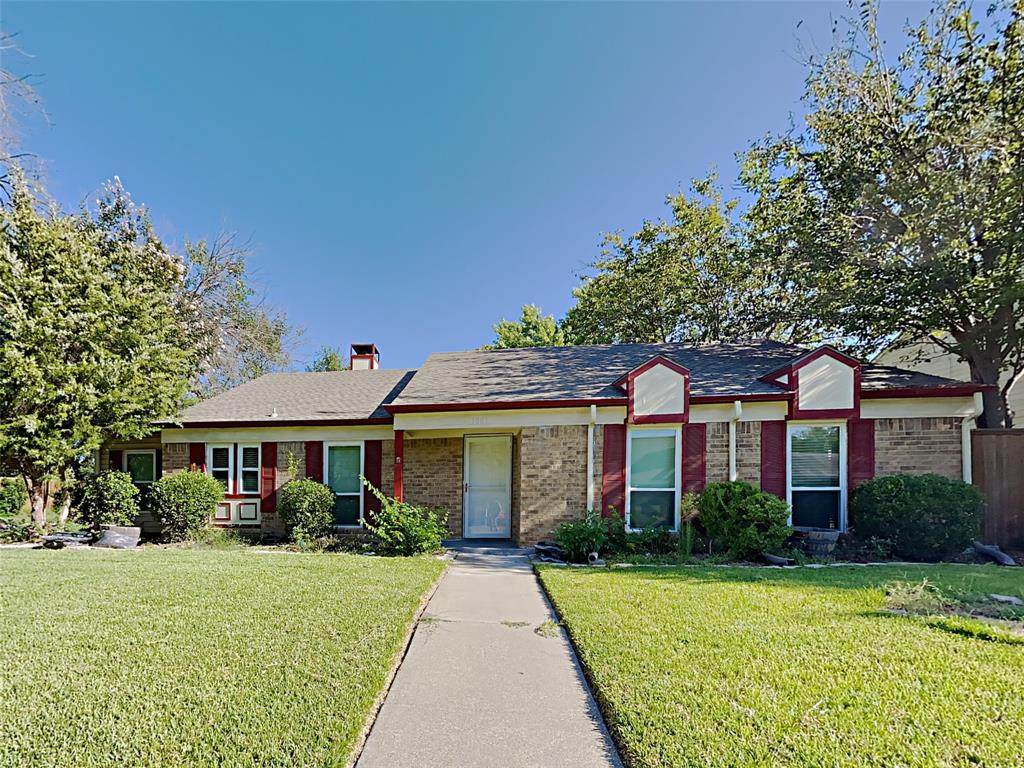 1001 Pyramid Drive - Photo 1