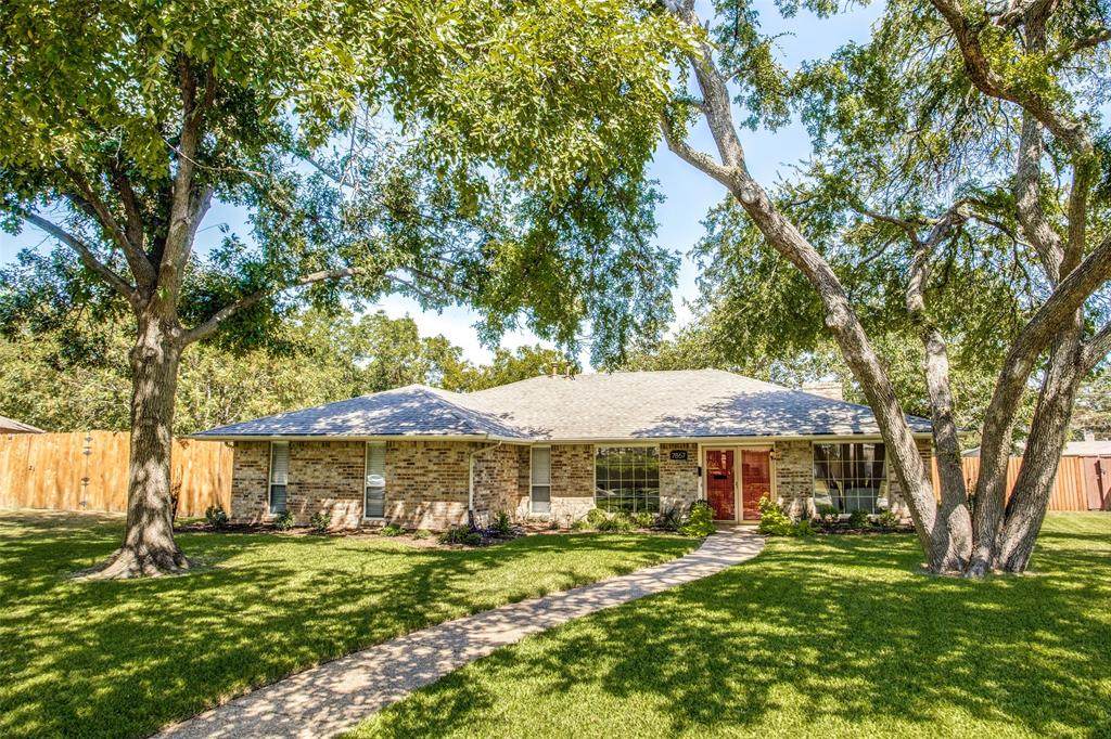 7867 La Sobrina Drive - Photo 1