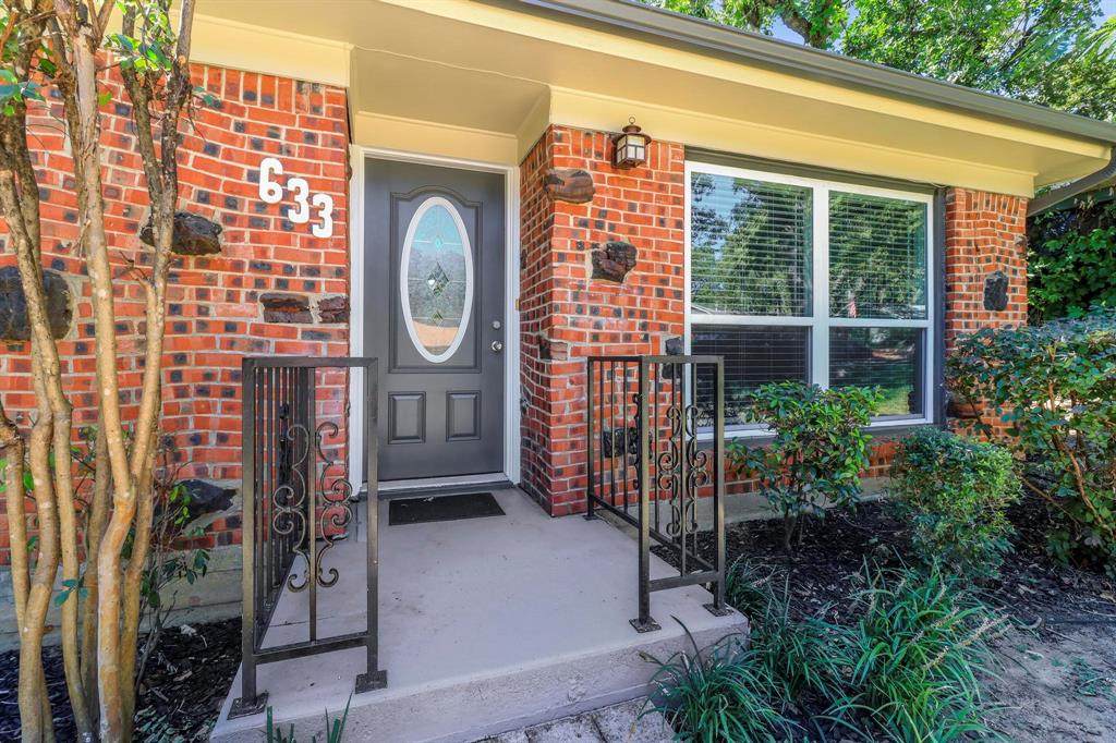 633 Ponderosa Drive - Photo 1