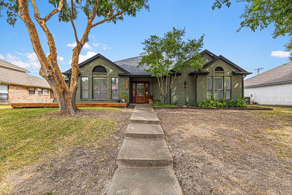 5010 Vagas Drive - Photo 1
