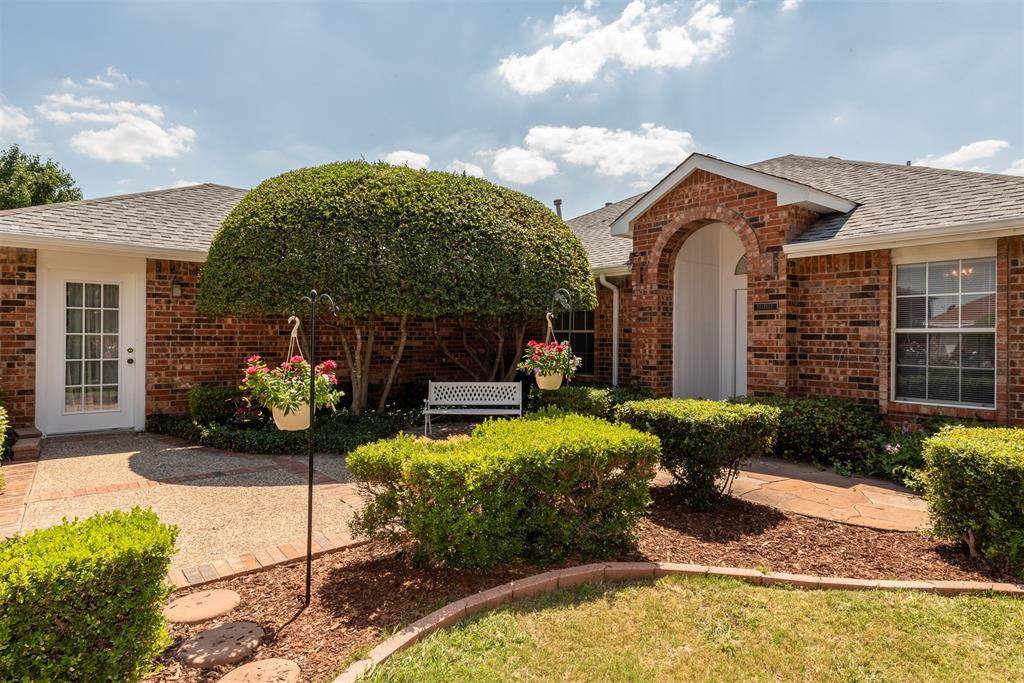 8504 Clearbrook Drive - Photo 1