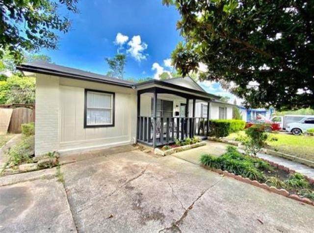 314 Oxford Drive - Photo 1