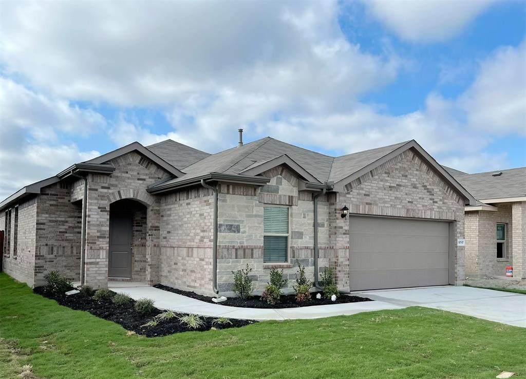 9717 Hickory Knob Drive - Photo 1