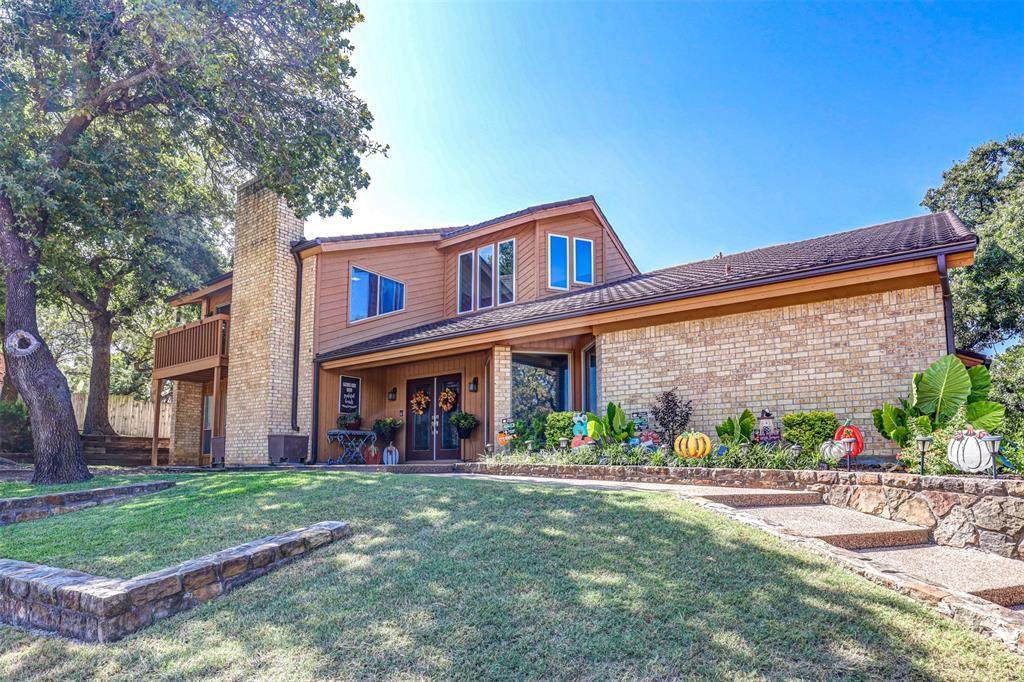 104 Oak Hollow Court - Photo 1