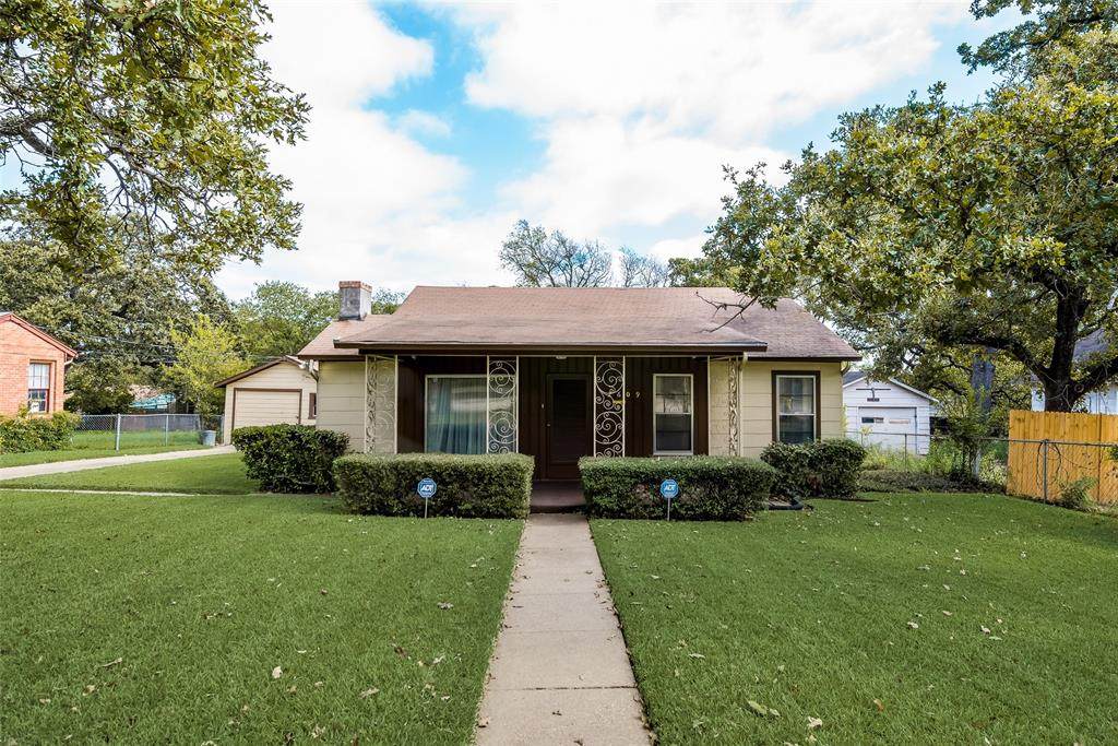2609 Canton Drive - Photo 1