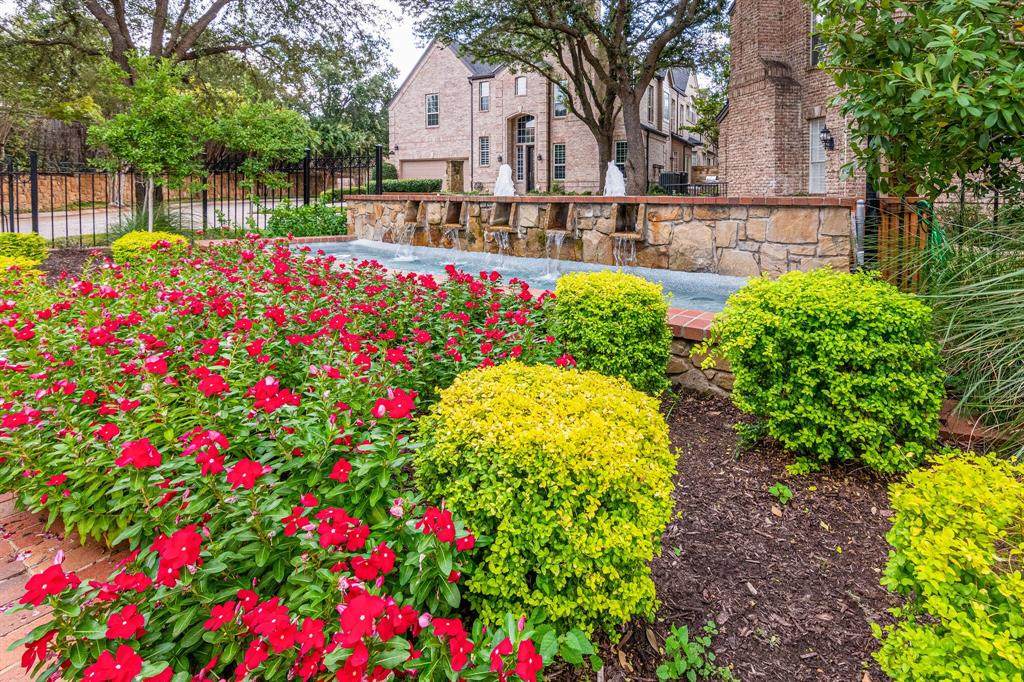 3936 Spring Garden Drive - Photo 1