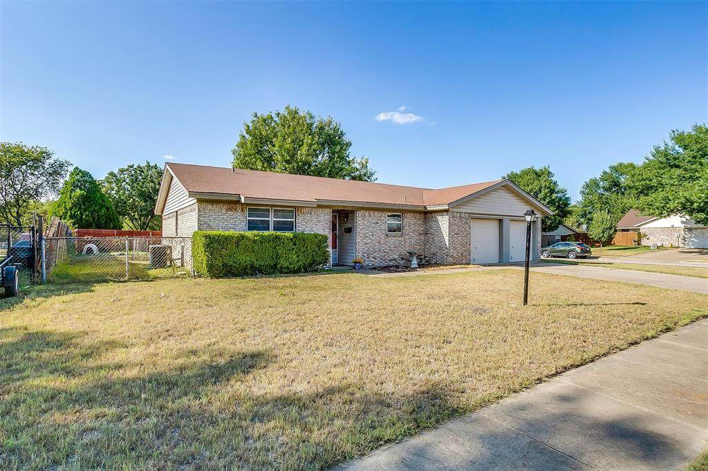 900 Skelly Street - Photo 1