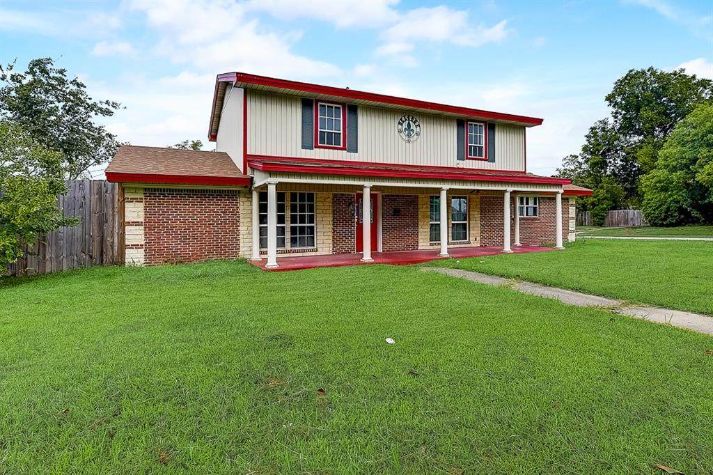 2815 Harlan Drive - Photo 1