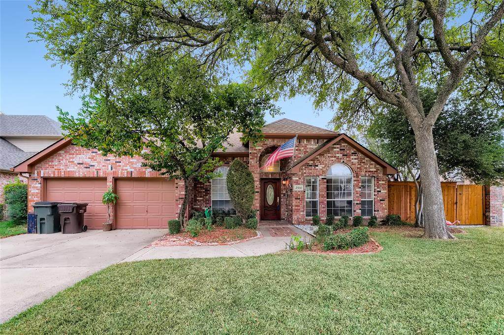 2500 Ridgewood Drive - Photo 1
