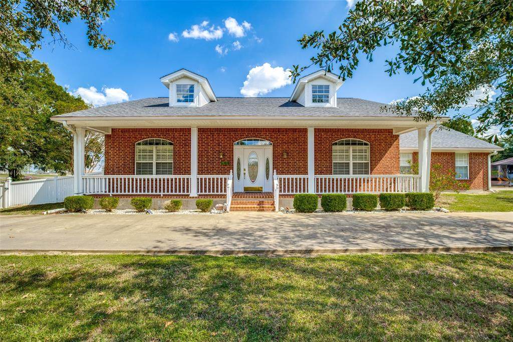 32 Mimosa Lane - Photo 1