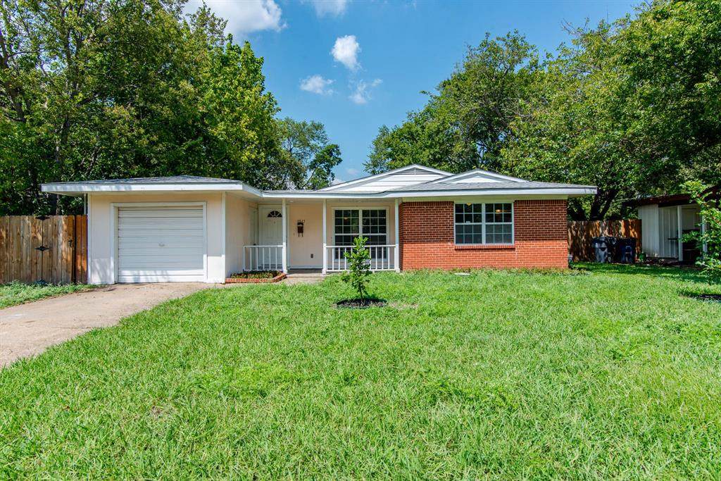 2515 Lockhart Avenue - Photo 1