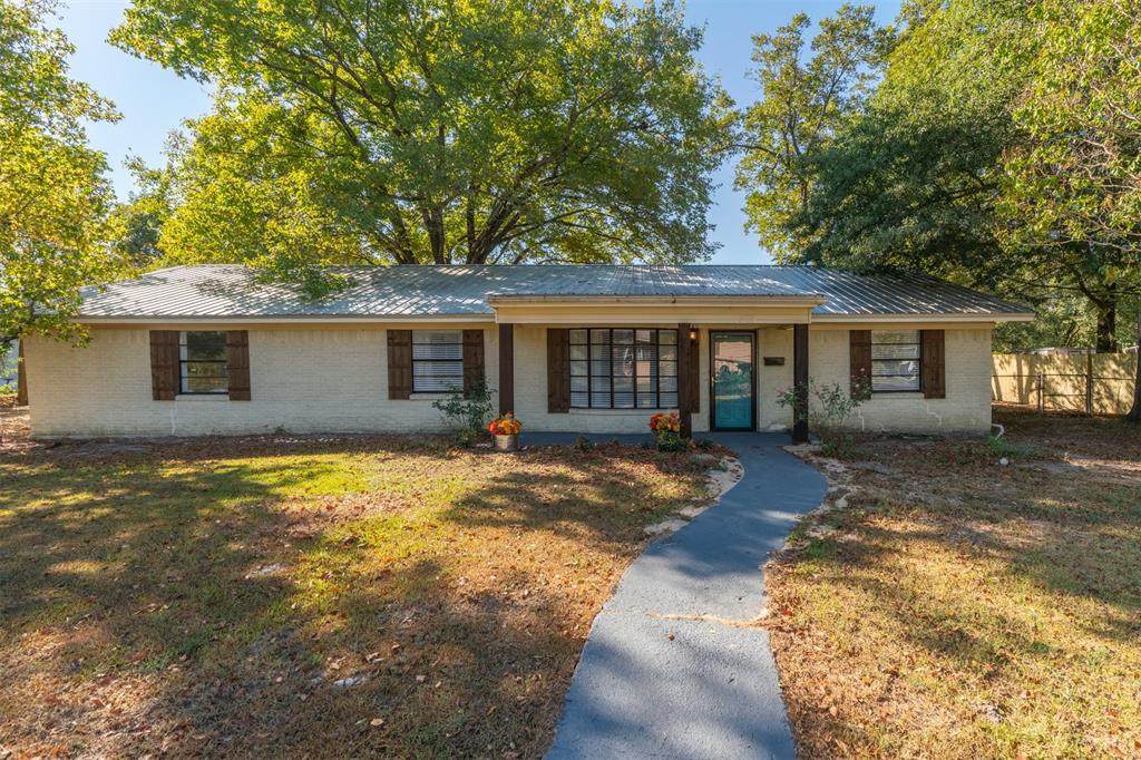 501 Austin Avenue - Photo 1