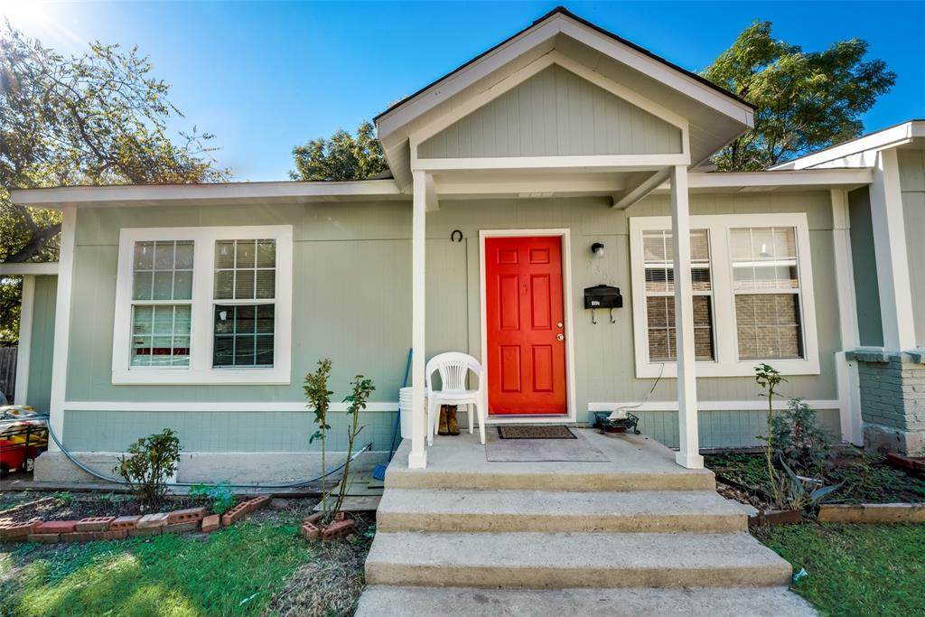 2306 Ross Avenue - Photo 1