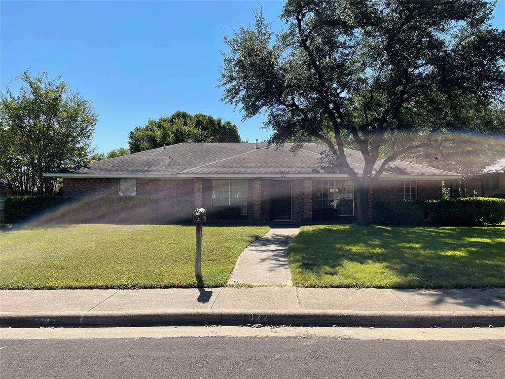 922 Springwood Lane - Photo 1