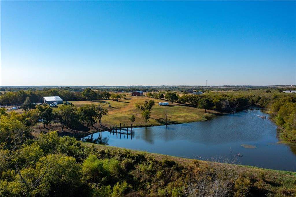 4900 Fm 1181 - Photo 1