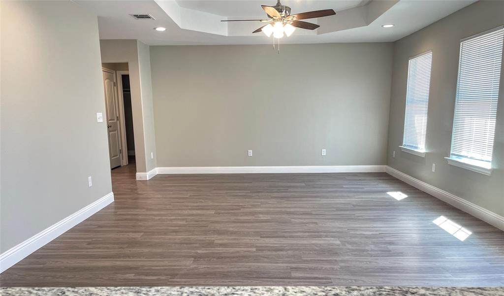635 Half Moon Way - Photo 1