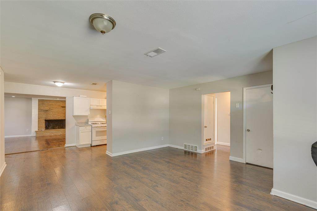 4524 Harvey Drive - Photo 1