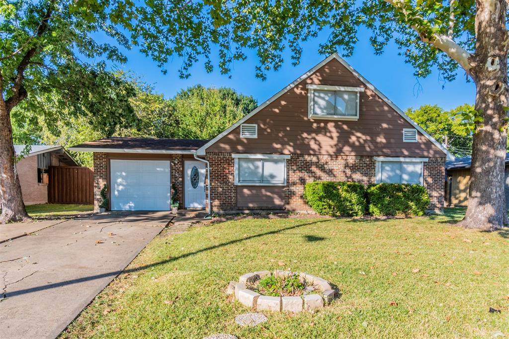 824 Kingswood Avenue - Photo 1