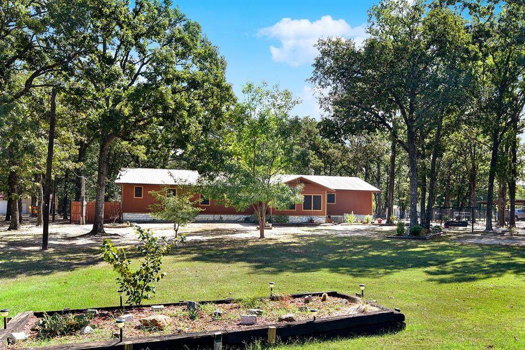 199 Rs County Road 3317 - Photo 1