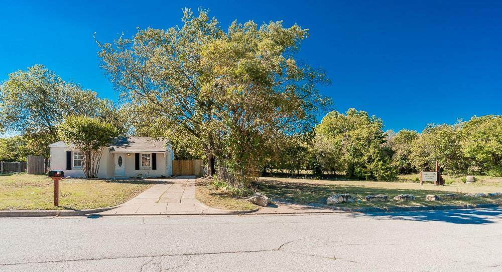 436 Redford Lane - Photo 1
