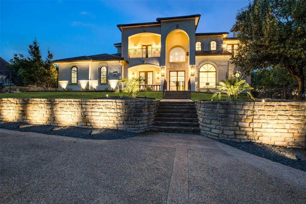 1236 Regents Park Court - Photo 1