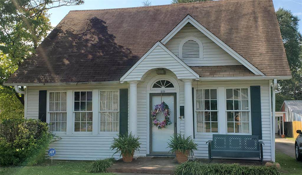 209 Murrell Street - Photo 1