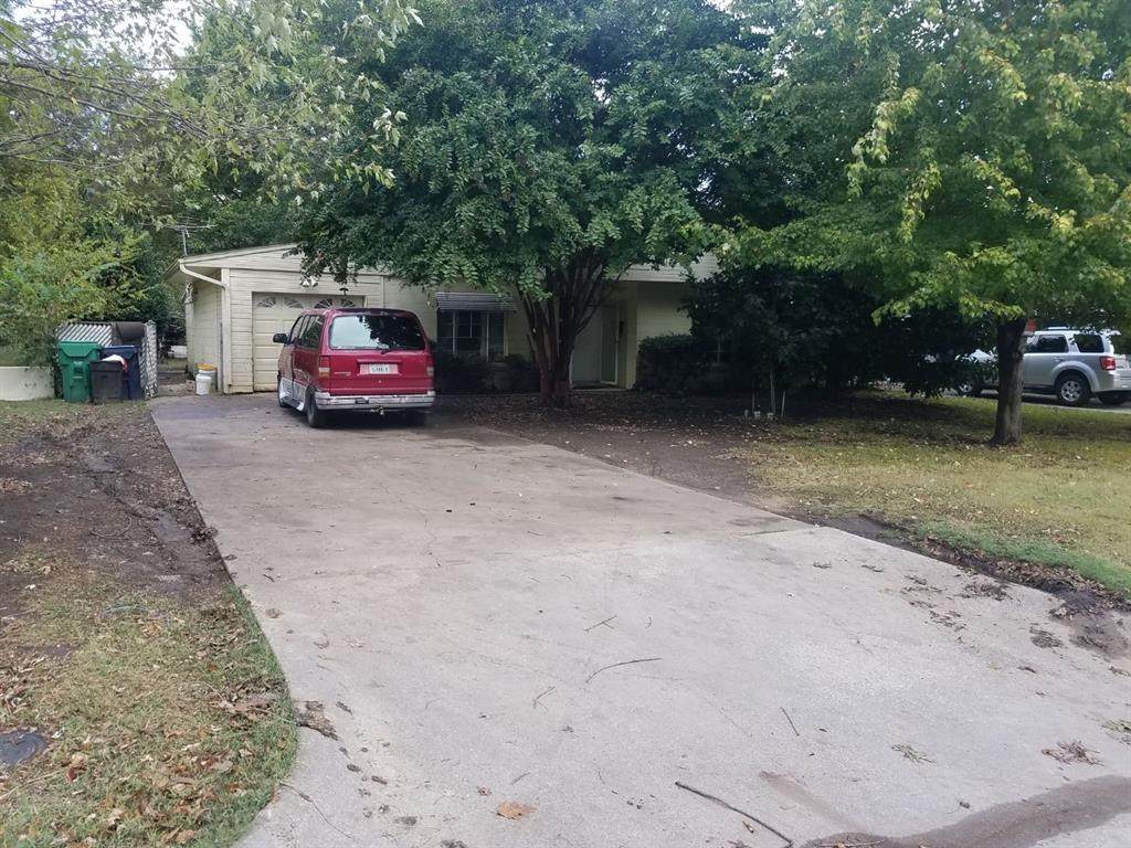 618 Crescent Street - Photo 1