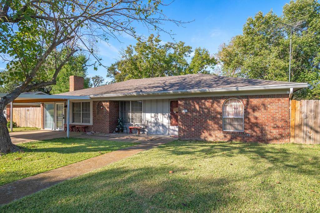 405 Sunset Street - Photo 1