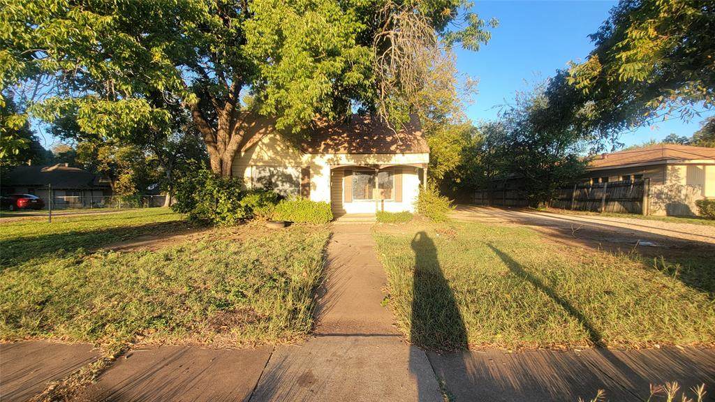308 Granbury Street - Photo 1