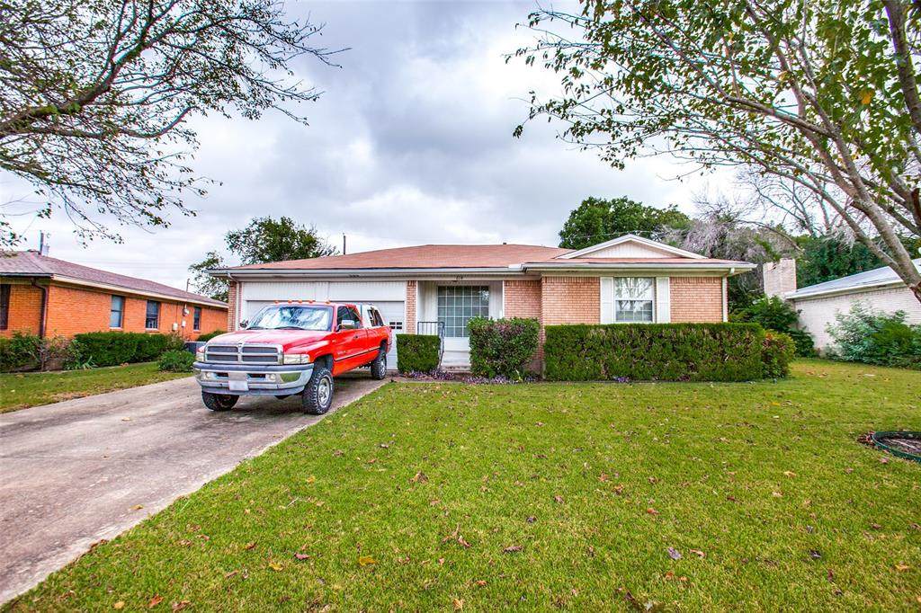 614 Worcester Way - Photo 1