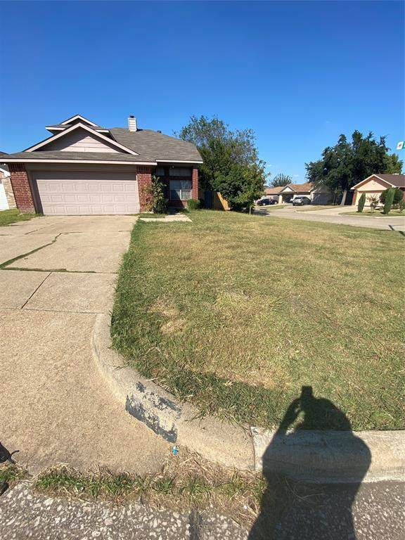 814 Forest Oaks Drive - Photo 1