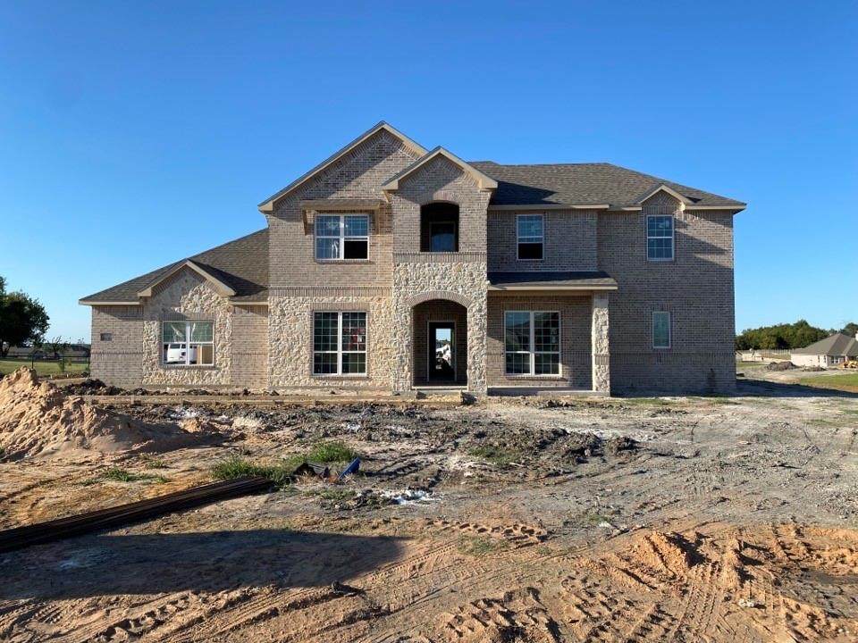 1055 Colina Parkway - Photo 1