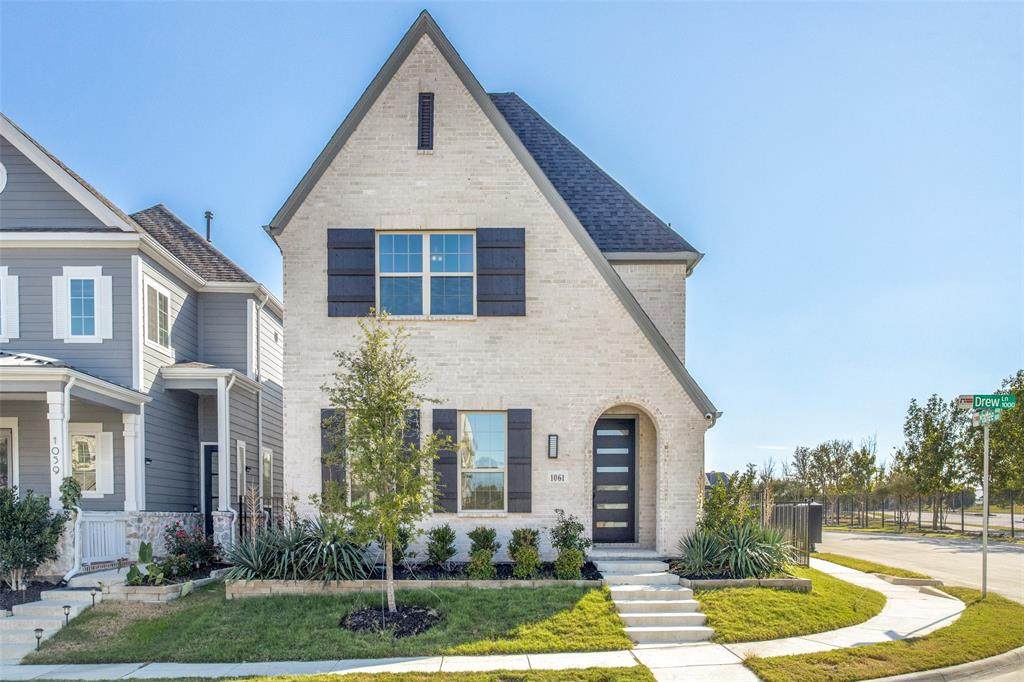 1061 Drew Lane - Photo 1