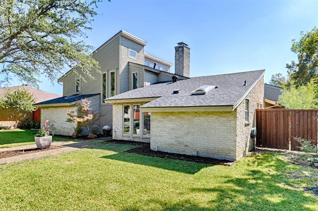2800 Carriage Lane - Photo 1