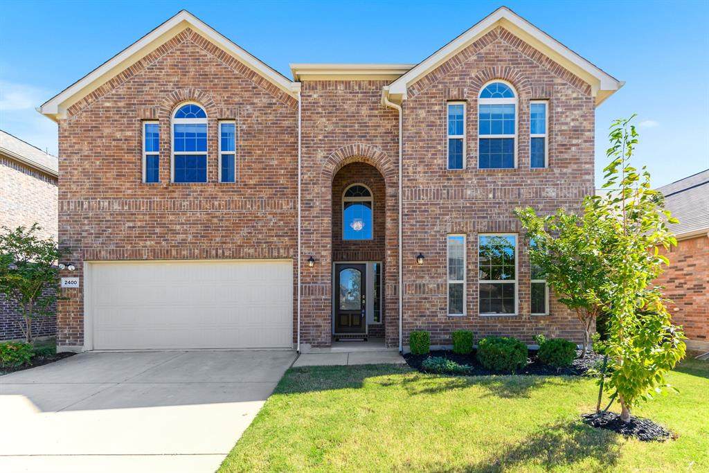 2400 Grant Park Way - Photo 1