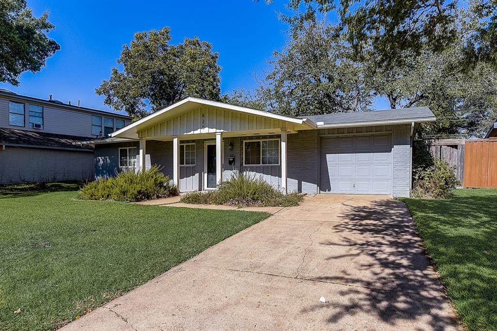 828 Kingswood Avenue - Photo 1