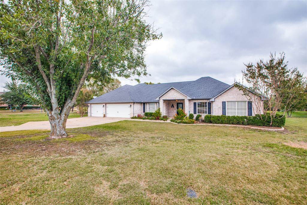 2300 Plymouth Colony Drive - Photo 1