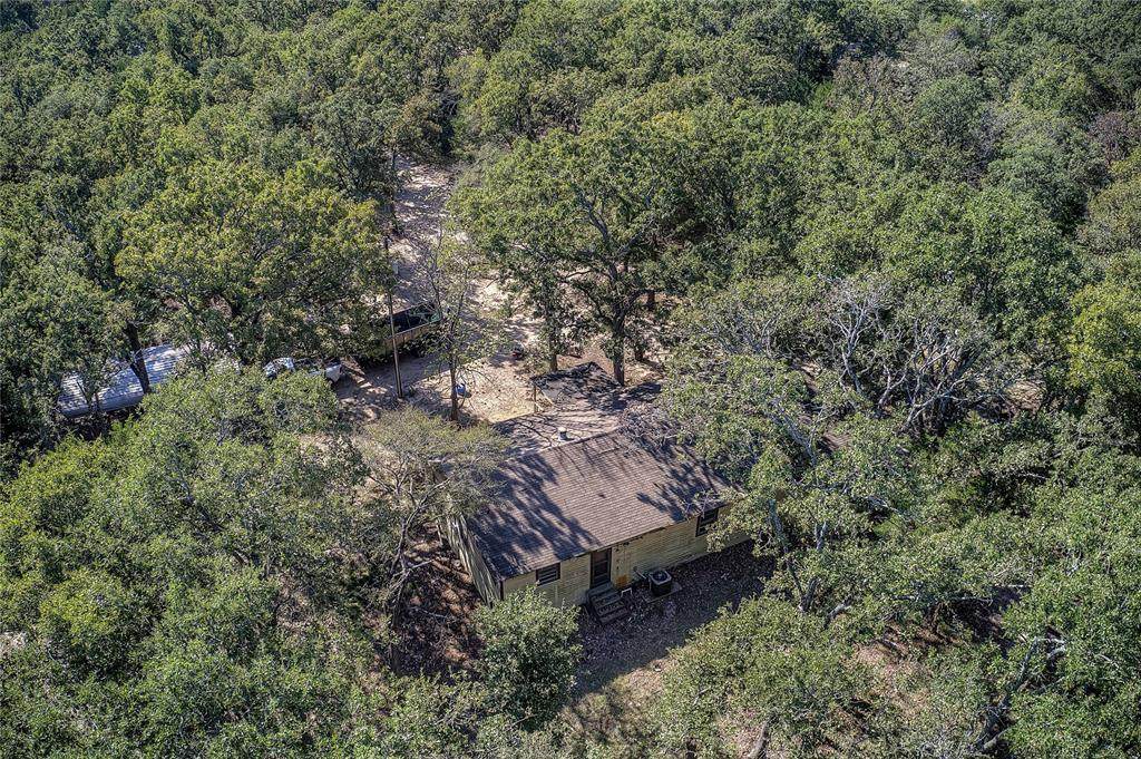 1867 Private Road 3340 - Photo 1