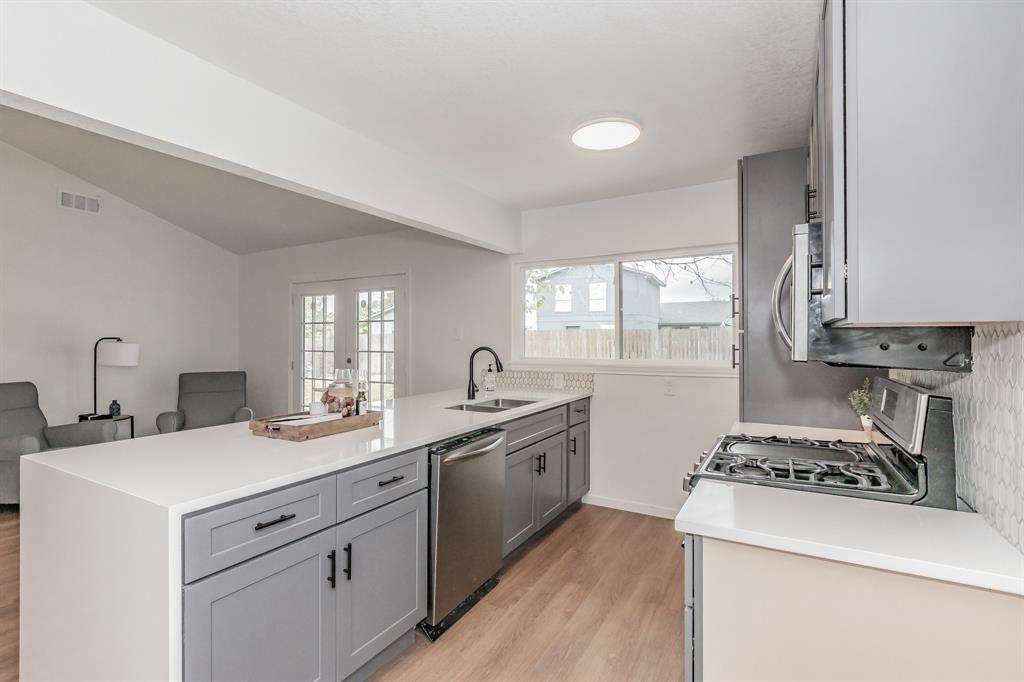 3210 Winderemere Drive - Photo 1