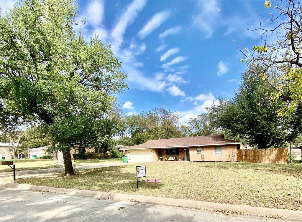 831 Lydia Street - Photo 1