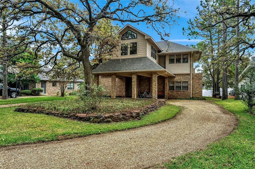 116 Hogan Drive - Photo 1