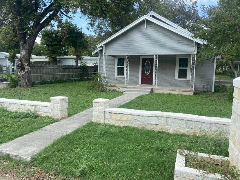 609 Grand Avenue - Photo 1